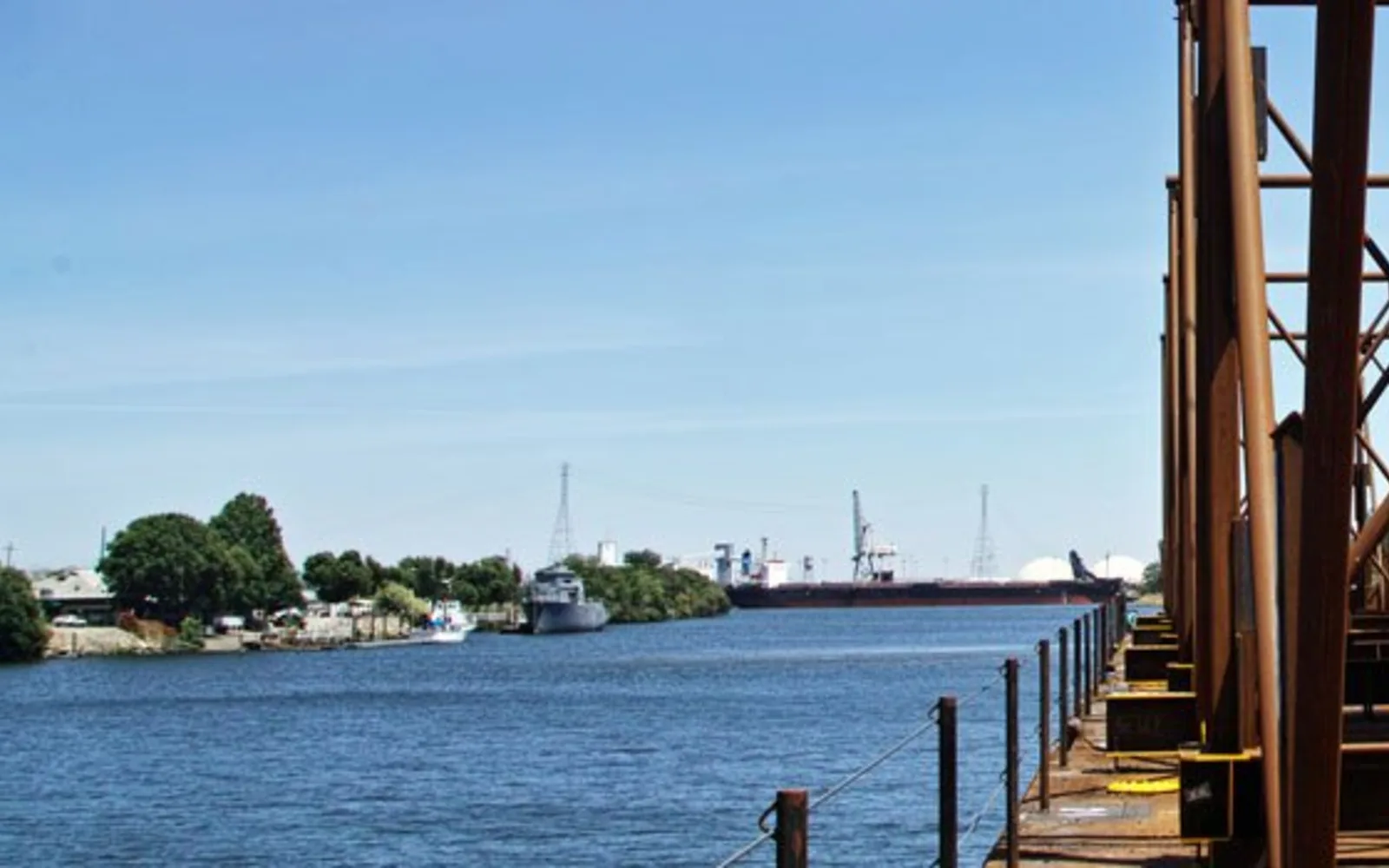 Port of Stockton waterfront, cranes and container-loading structure, 2013